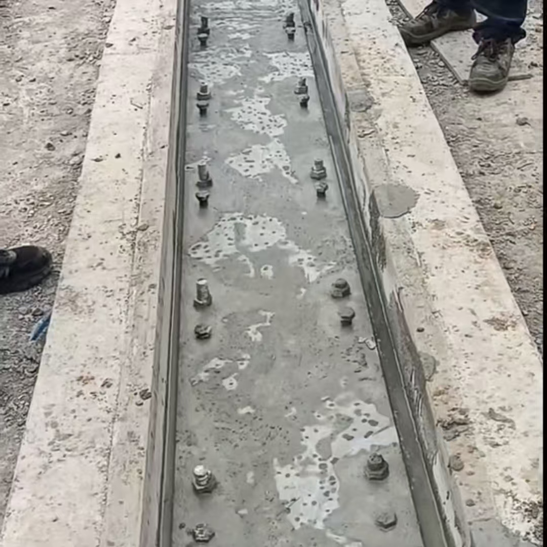 澄海港口码头起重机龙门吊重型机械设备稳固用早强快凝轨道胶泥